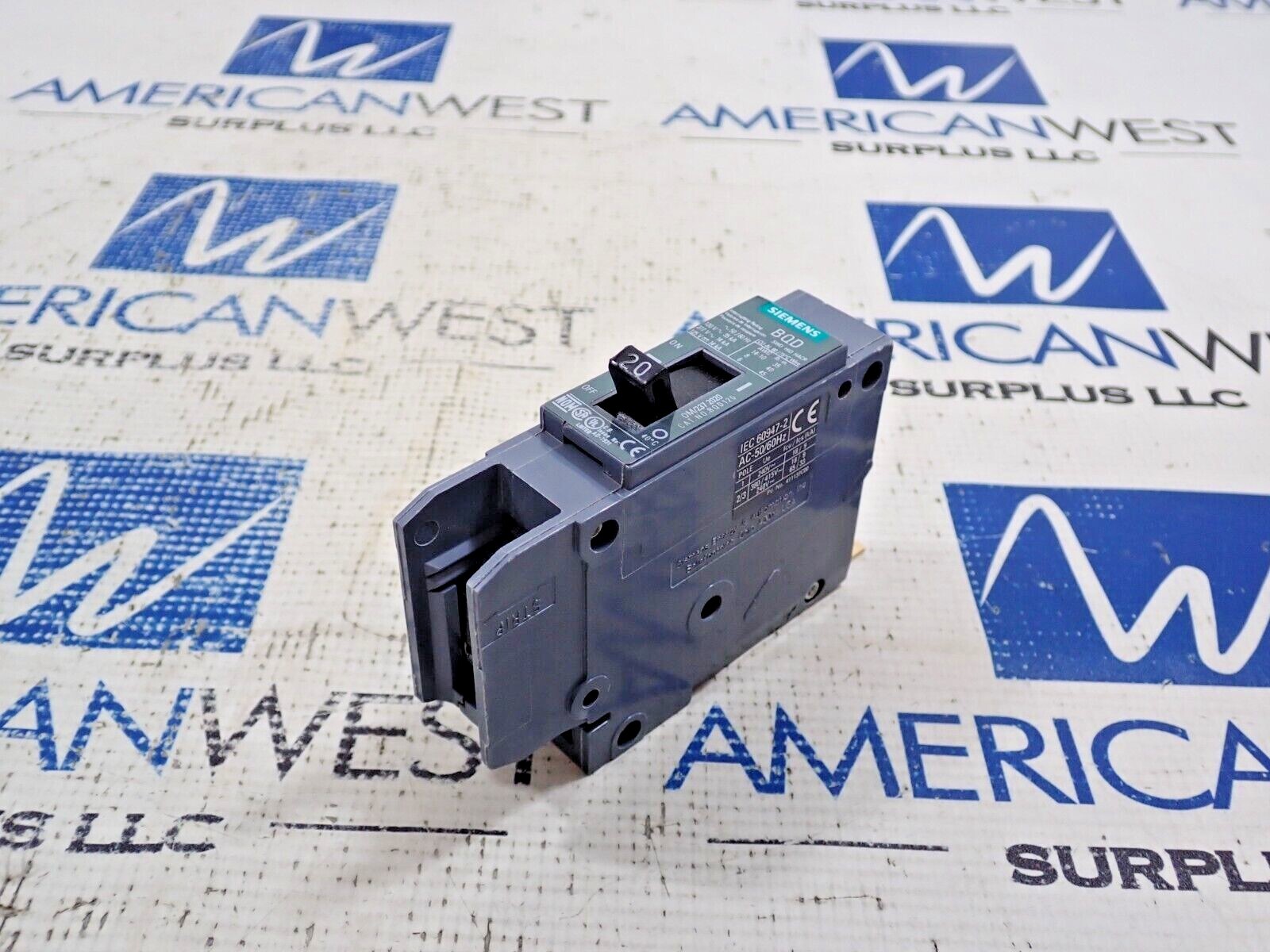 Siemens BQD120 20 Amp 1 Pole 14kA@277V BQD Bolt On Circuit Breaker New Take Out