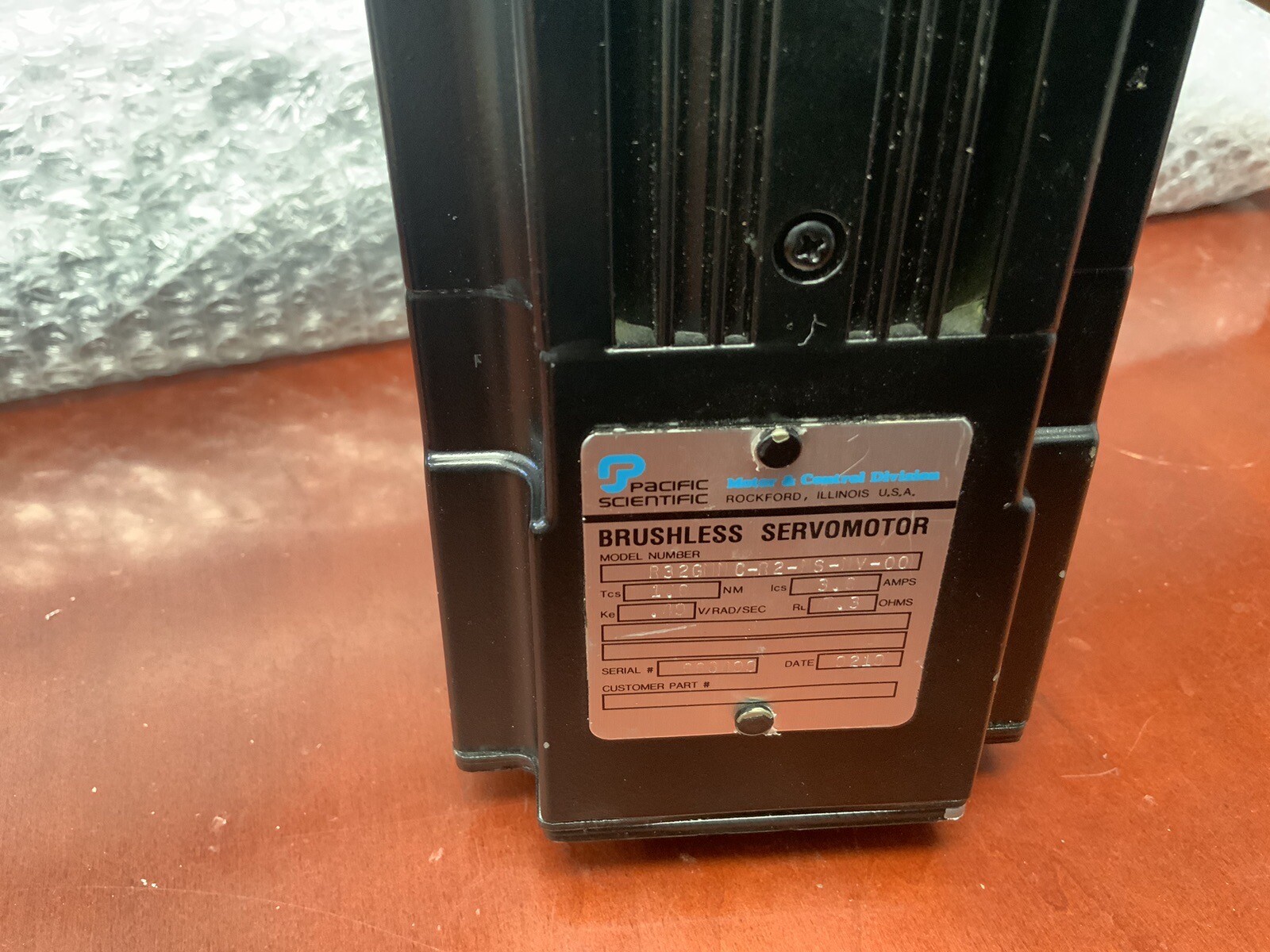 Pacific Scientific RSGENC-R2-NS-NV-00 Brushless Servo Motor. GoldenFab