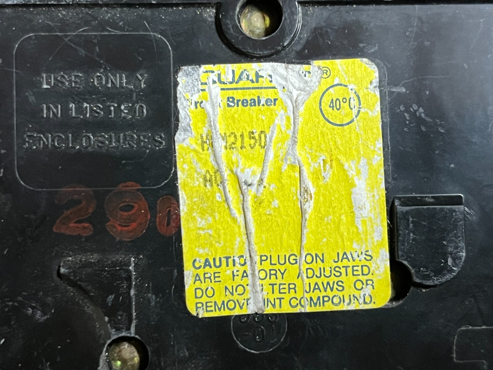 Square D – HOM2150 150 A, 4P 120/240 V Plug In Circuit Breaker USED