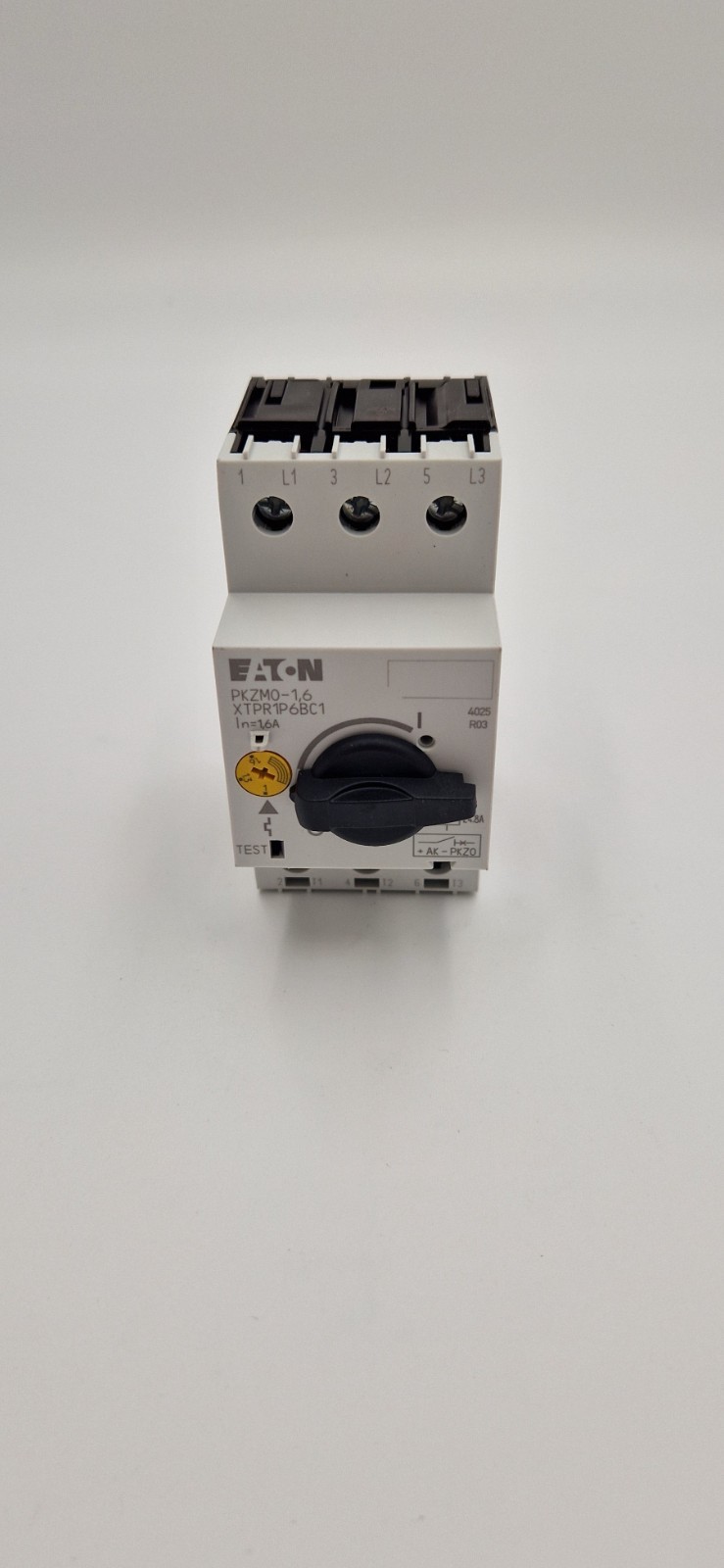 EATON Thermal Magnetic Circuit Breaker Motor Protect PKZM0-1.6 0.55 kW US New