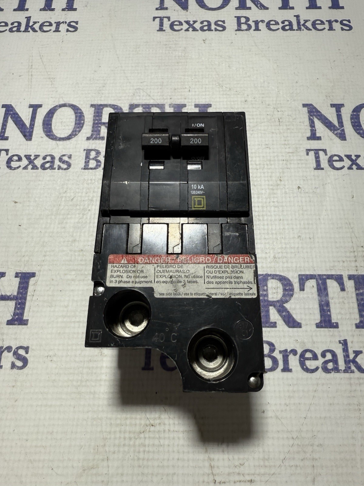 Square D QO2200 Plug-on Circuit Breaker 200 Amp 2 Pole 120/240V 50/60 Hz