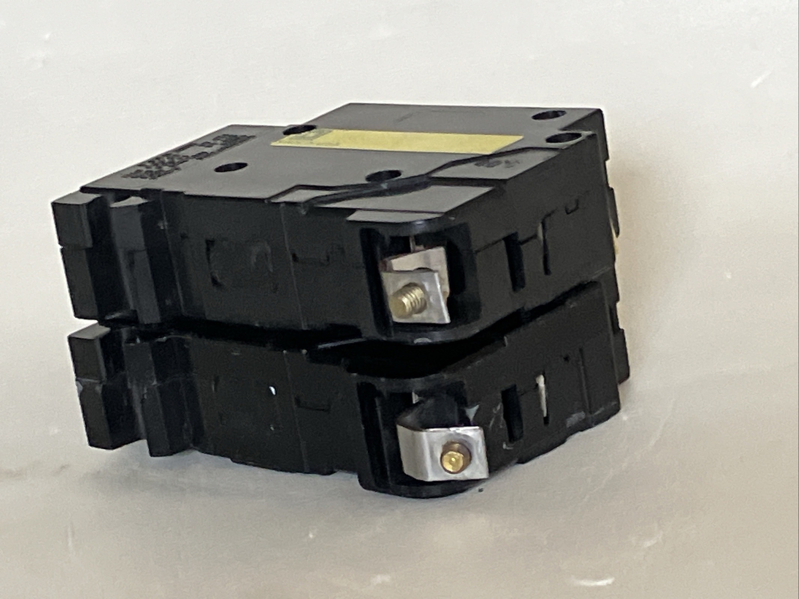 Square D EHB14020 20A Circuit Breaker 14kA @ 277 VAC Type EHB4 1 Pole 20 Amp