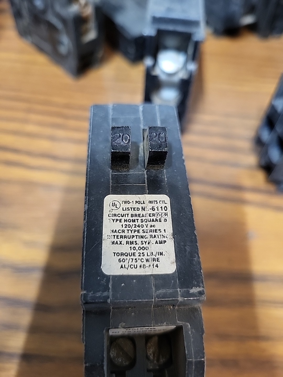 Square D HOMT2020 Homeline 20 amp Twin 1 Pole Tandem Circuit Breaker