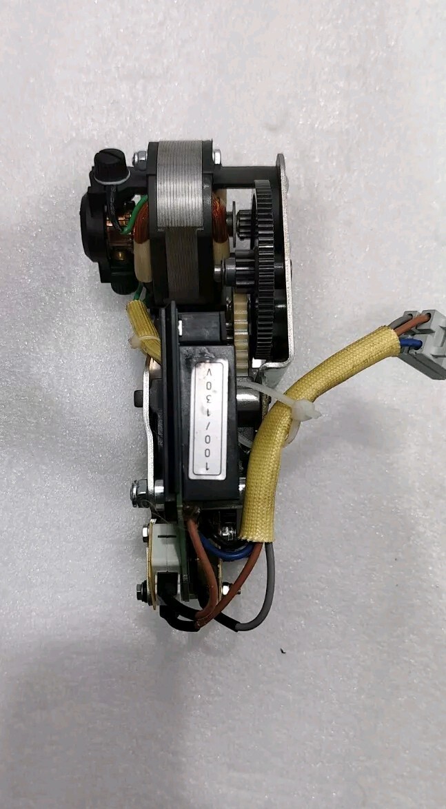 ABB SACE AIR CIRCUIT BREAKER SPRING CHARGE MOTOR S.P.A 1SDA038323R1 100/130V