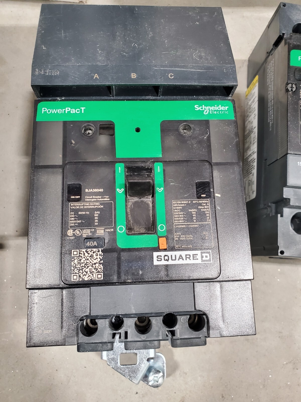 Square D BJA36040 40amp 3pole Iline circuit breaker BJ40 Powerpact new!
