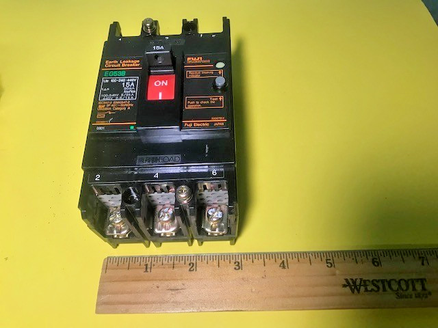 1 Fuji EG53B Circuit Breaker 15 Amp 100-200-440V 30mA W/Mounting Screws Multiple