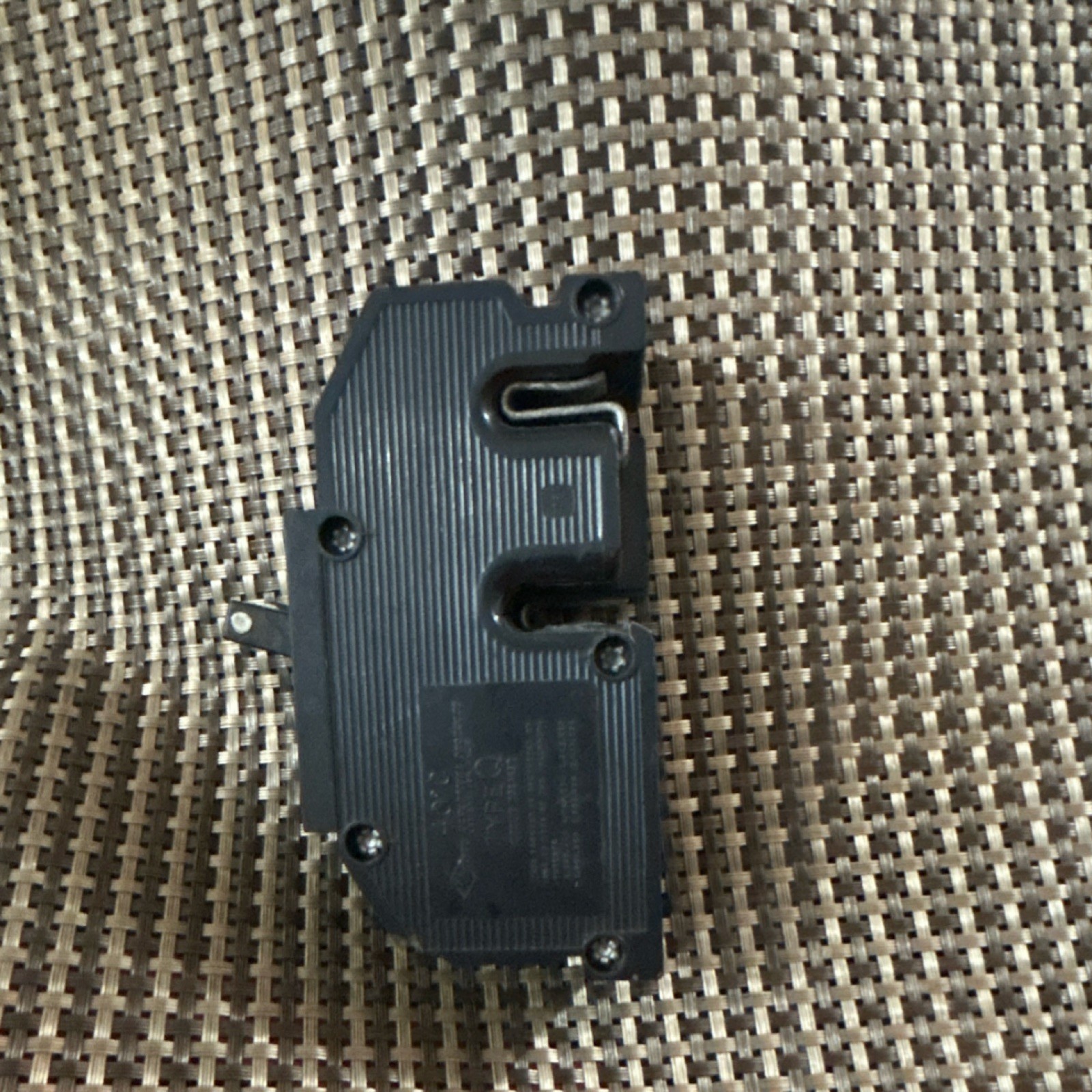 GE Q230 30A 2-Pole 201-250V Plug-In Circuit Breaker Type Q