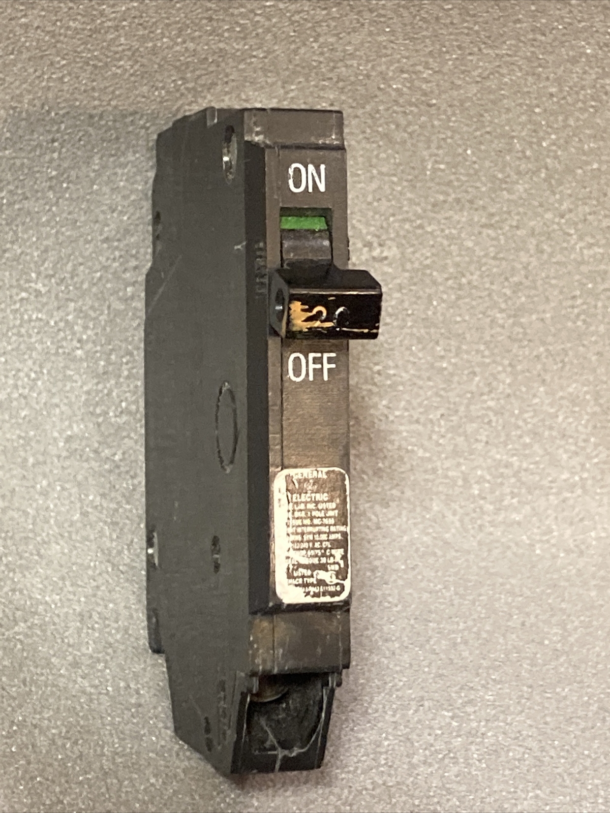 GE – THQP120- 20A – 1 Pole – Thin Style – 120/240V – 10kAIC – Q-Line