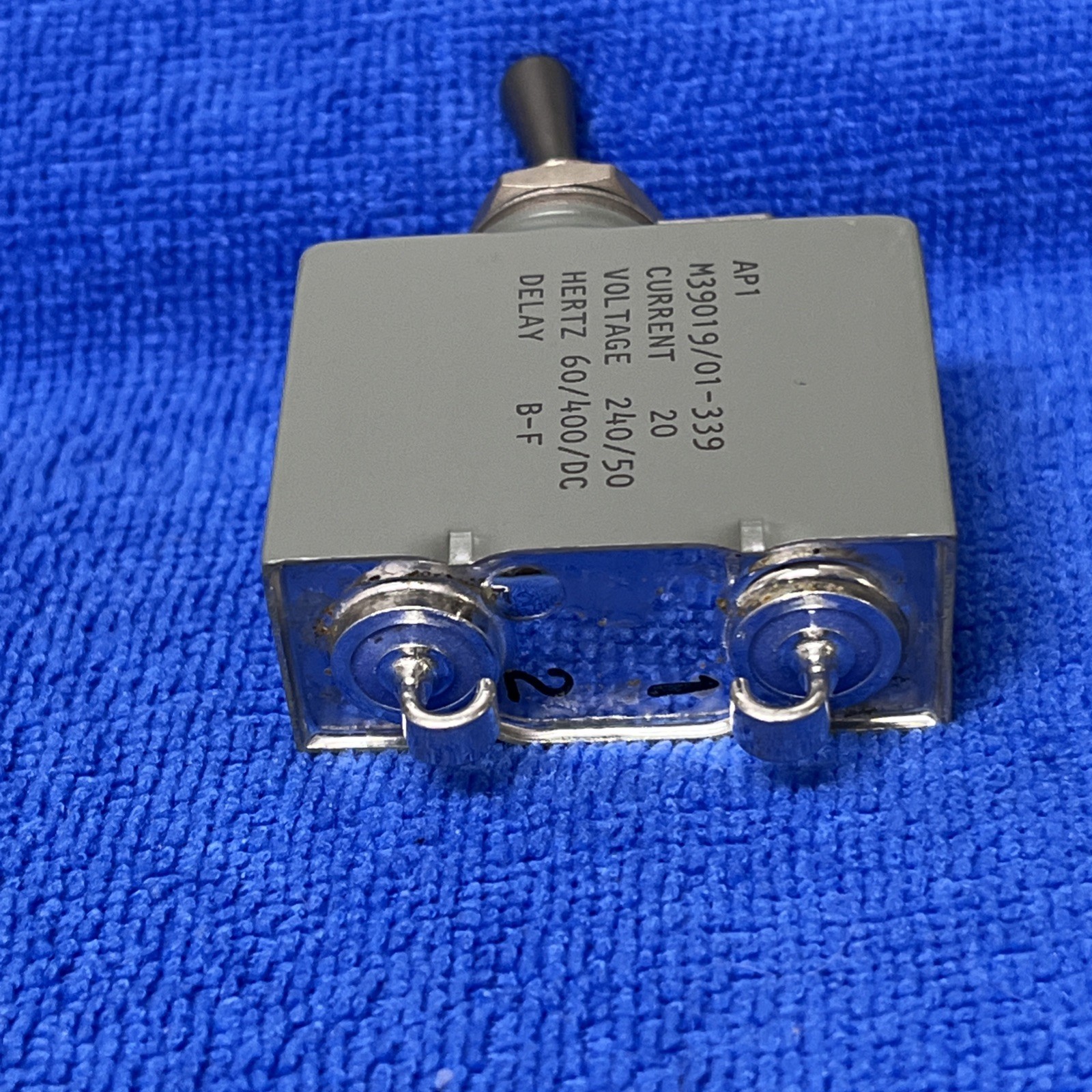 AIRPAX ~ M39019/01-339 ~ HYDRAULIC MAGNETIC CIRCUIT BREAKER, 1 POLEMIL SERIES