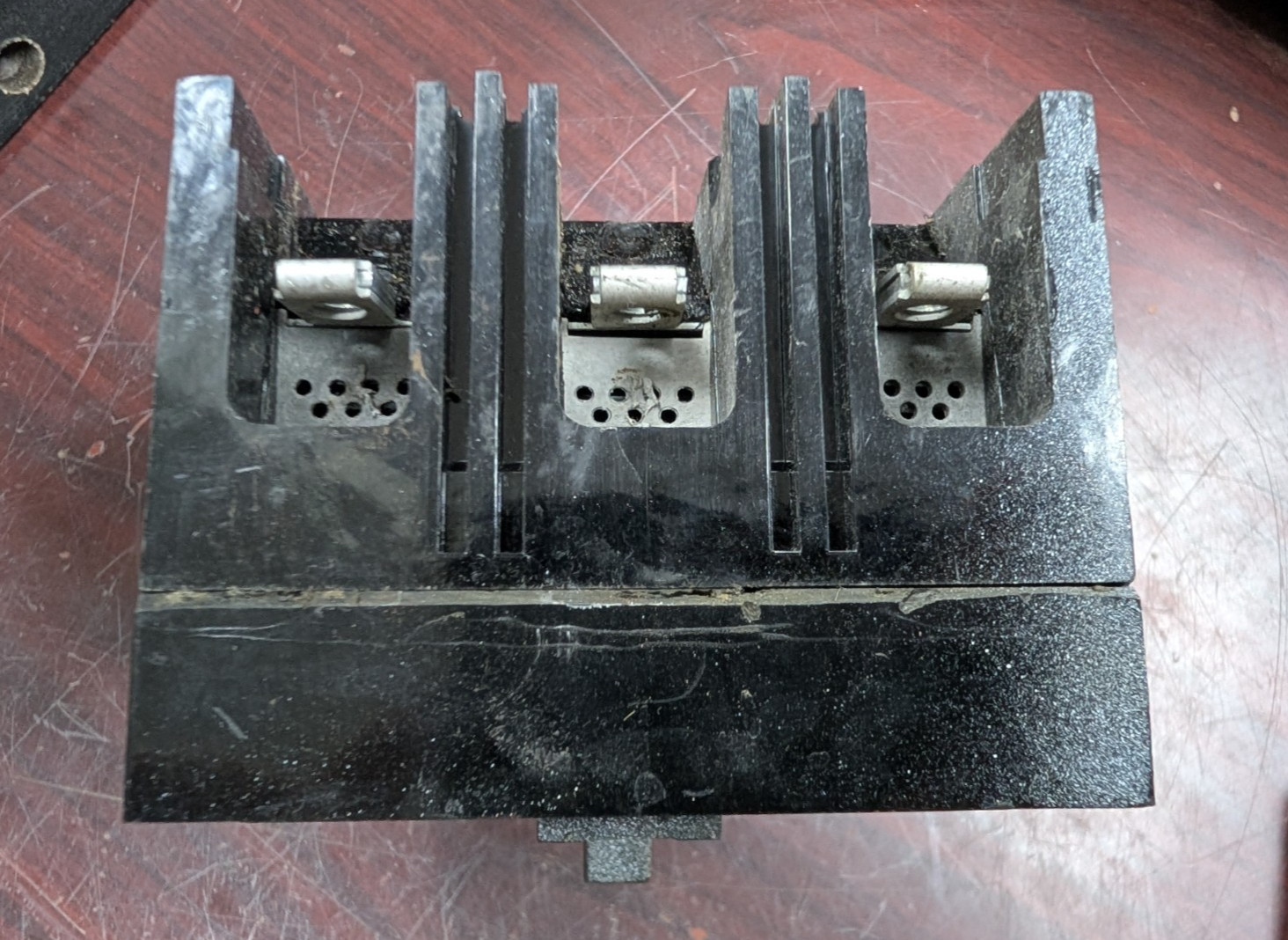 🤪 GE 100 AMP CIRCUIT BREAKER 600 VAC 3 POLE TED136100