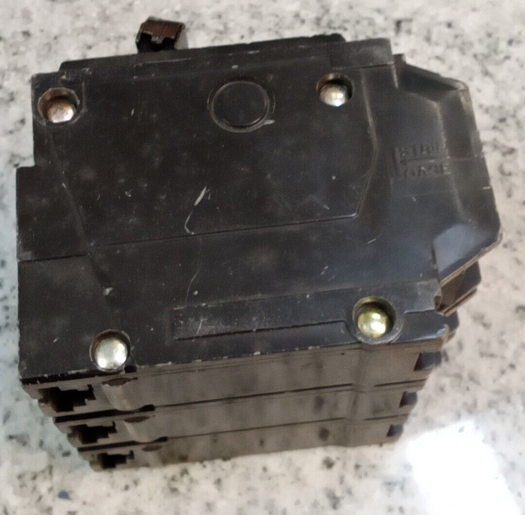 GENERAL ELECTRIC/BREAKER/ THQL32030/ 30A/ 3 P /THQL/ GROVE/USE(L170&C#18