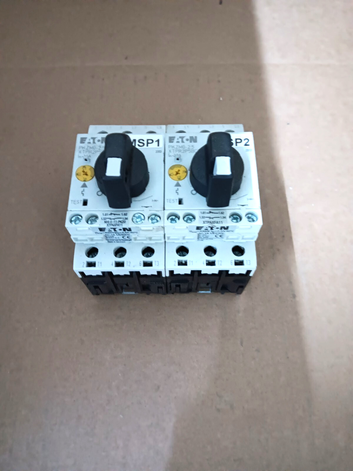 Eaton PKZM0-2.5 XTPR2P5BC1 Motor Protective Circuit Breaker Lot Of 2