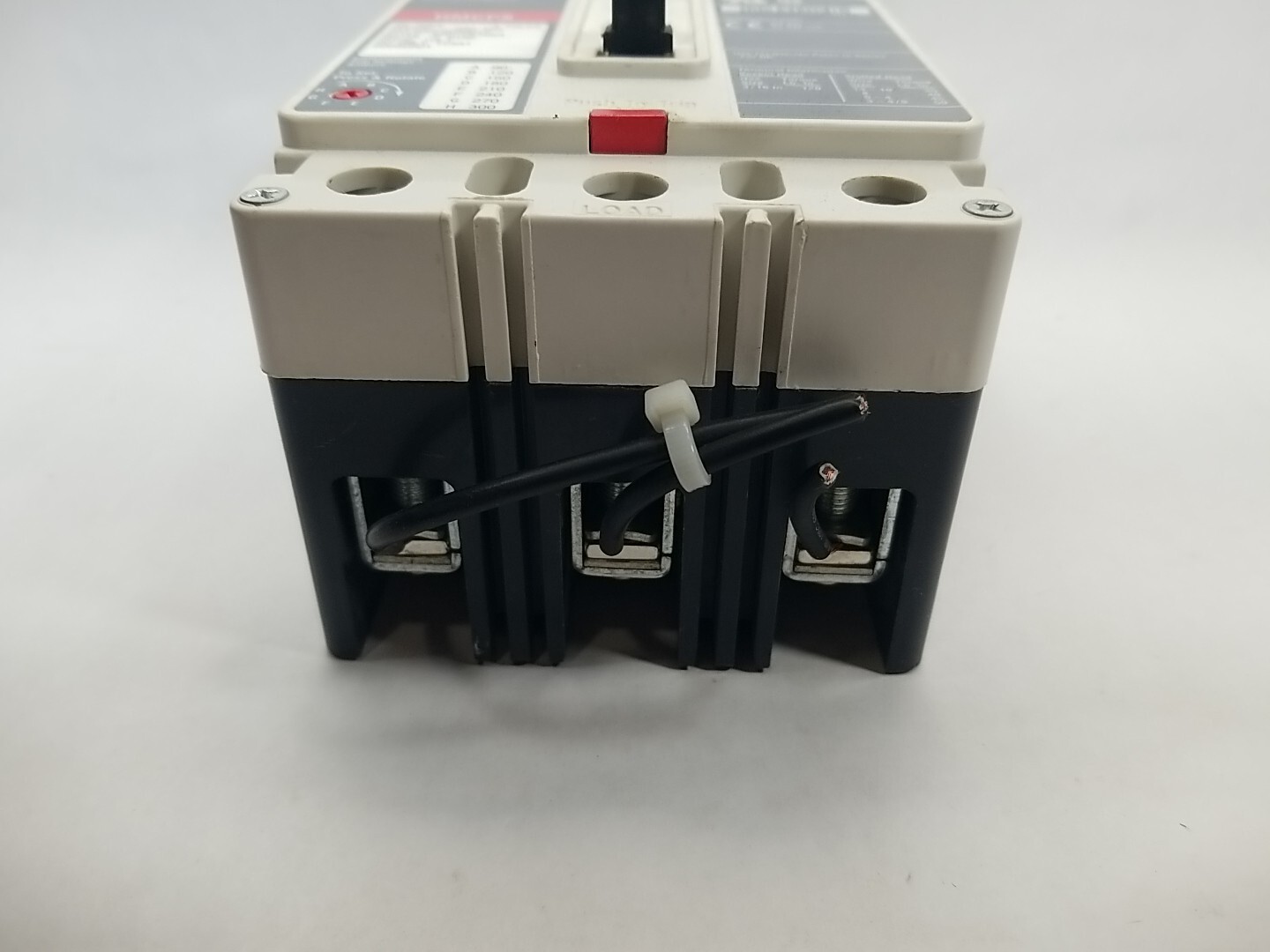 USED EATON HMCPS030H1C 30 AMP CIRCUIT BREAKER 3 POLE 600 VAC 250 VDC