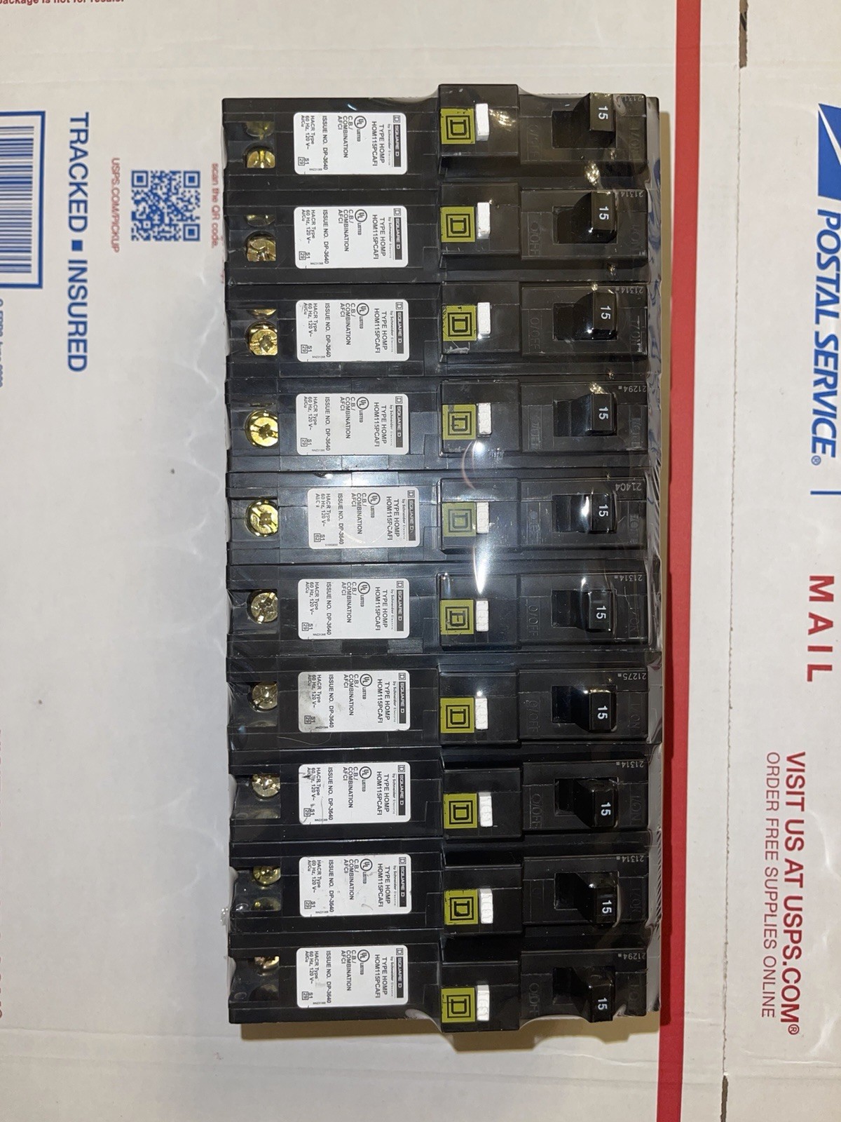 10 x SQUARE D HOMELINE HOM115PCAFI 15A PLUG ON NEUTRAL ARC-FAULT AFCI