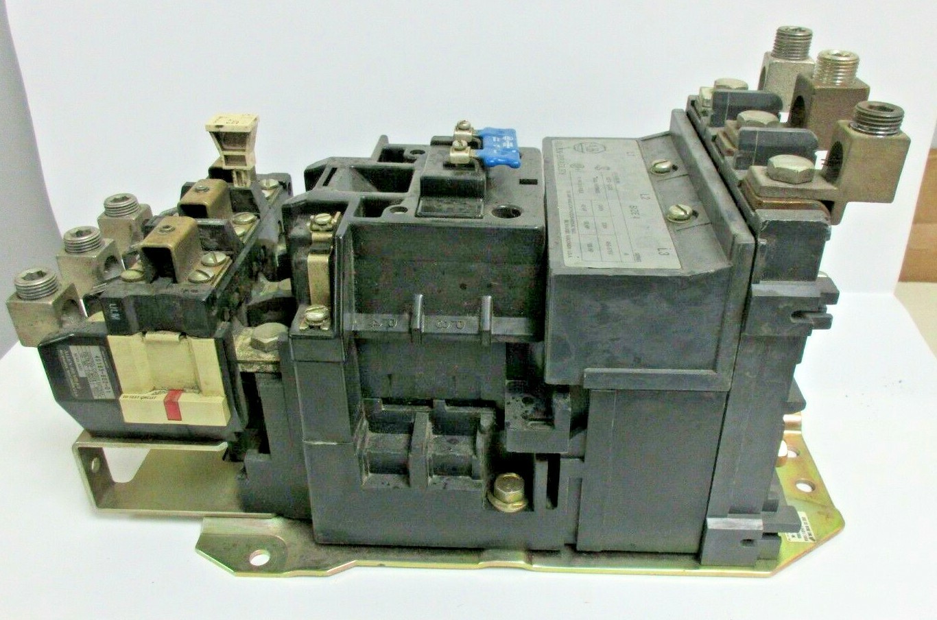 ALLEN-BRADLEY 200V CIRCUIT BREAKER