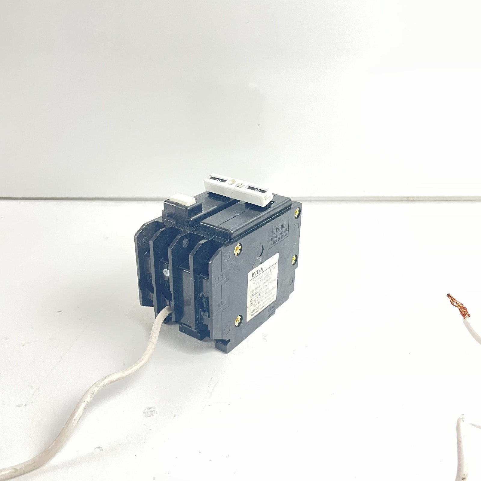 EATON GFTCB230 GROUND FAULT CIRCUIT BREAKER GFTCB 2 Pole 30A