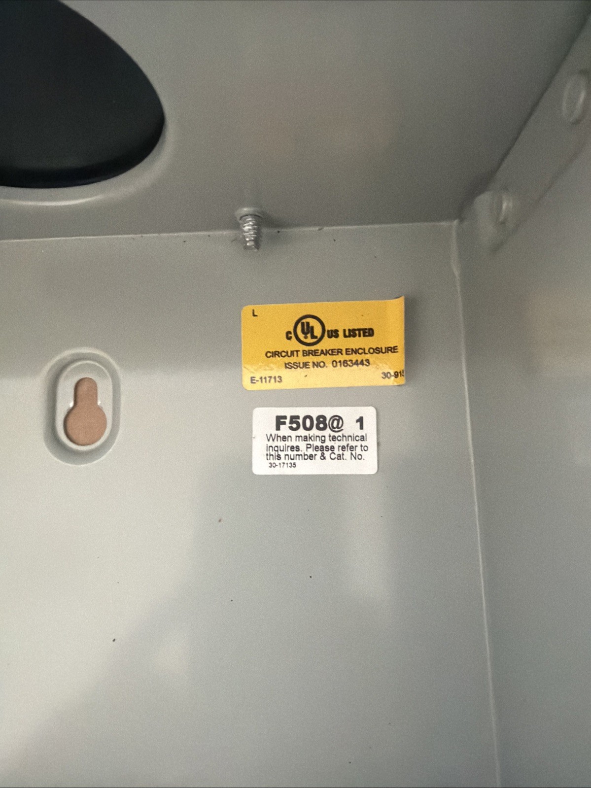Eaton CCV-NA 25K Breaker Enclosure W/Breaker 200A 240V 25kA 60Hz NEMA 3R