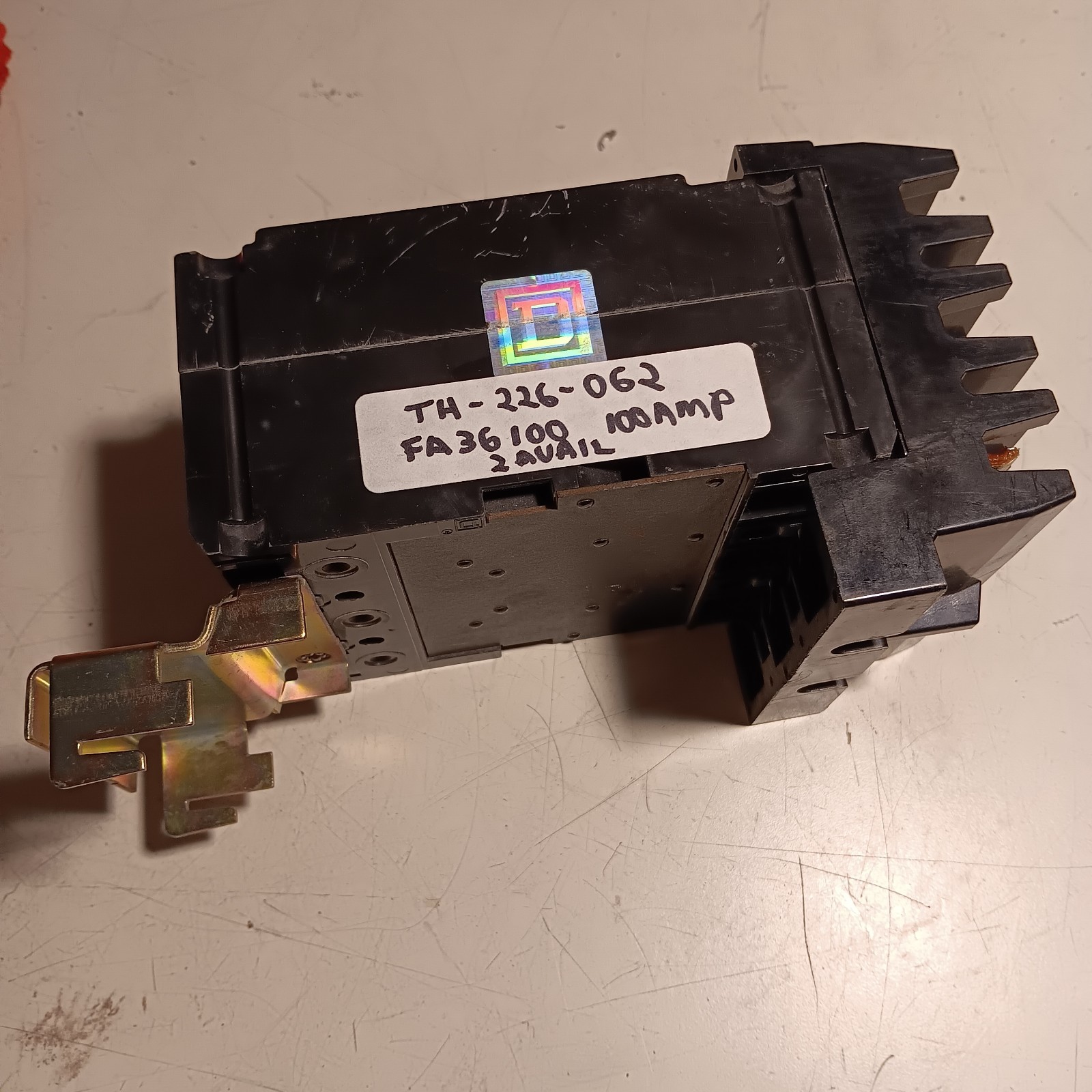 Square D FA36100 100 Amp 3Pole 18kA@480VAC I-Line Breaker Excellant condition.