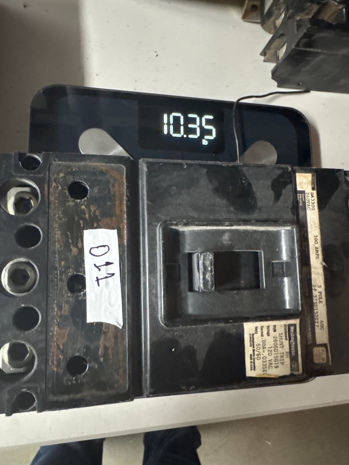 Westinghouse Shunt Trip DA3300 Circuit Breaker 3 Pole 375D152G27 300A