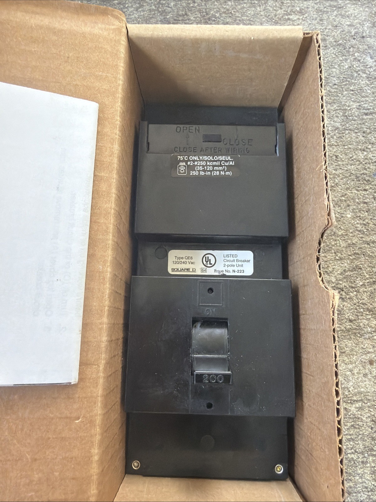Square D QE2200VH 200A 2-Pole Circuit Breaker, 240VAC, QE6