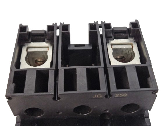 Square D JGL26225 35kAIC @ 480V 225A 2-Pole Lug/Lug Circuit Breaker