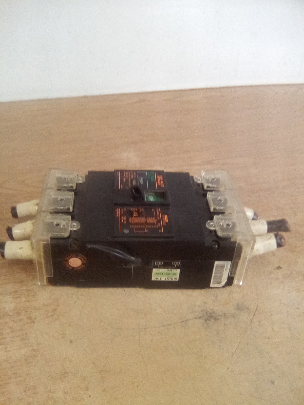 Fuji Auto Breaker 150A 3 Pole EA203B BB3GEB-150 AC690V DC250V
