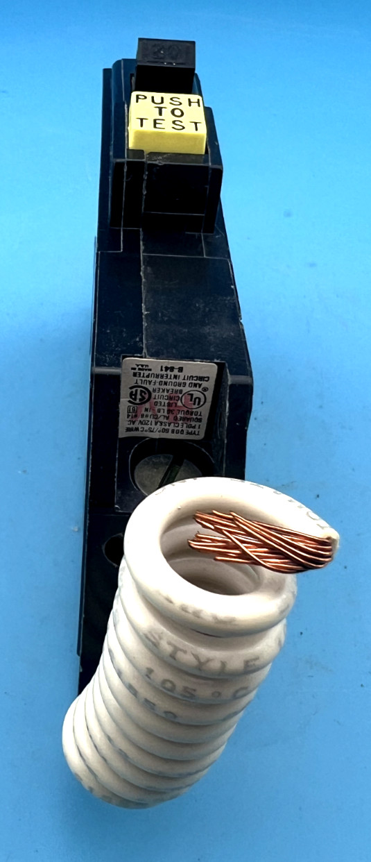 Square D QOB120GFI 20 Amp 1 Pole Circuit Breaker Type QOB Bolt On 20A *BRAND NEW