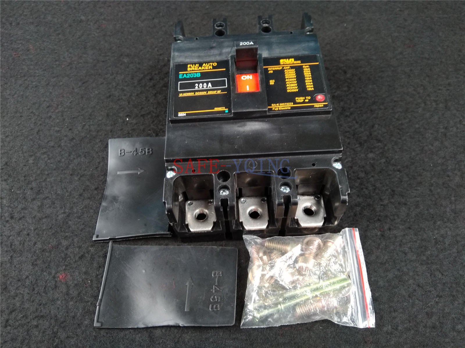 ONE New Fuji EA203B Automation Auto Circuit Breaker 200A/690V 3P
