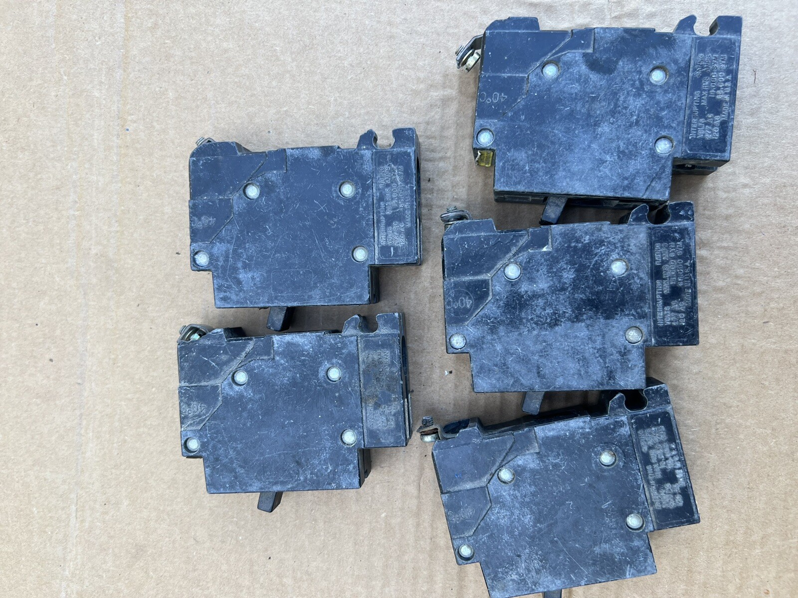 5 SQUARE D EHB4 LM-9020 CIRCUIT BREAKERS 20 AMP 1 POLE 277V Quantity 5