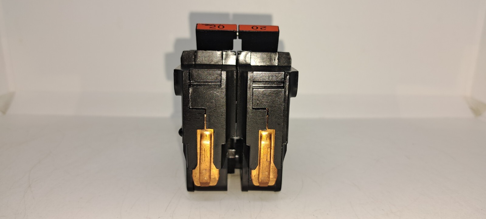 FPE NA220 2 Pole 20 Amp 120/240V Circuit Breaker Red Handle