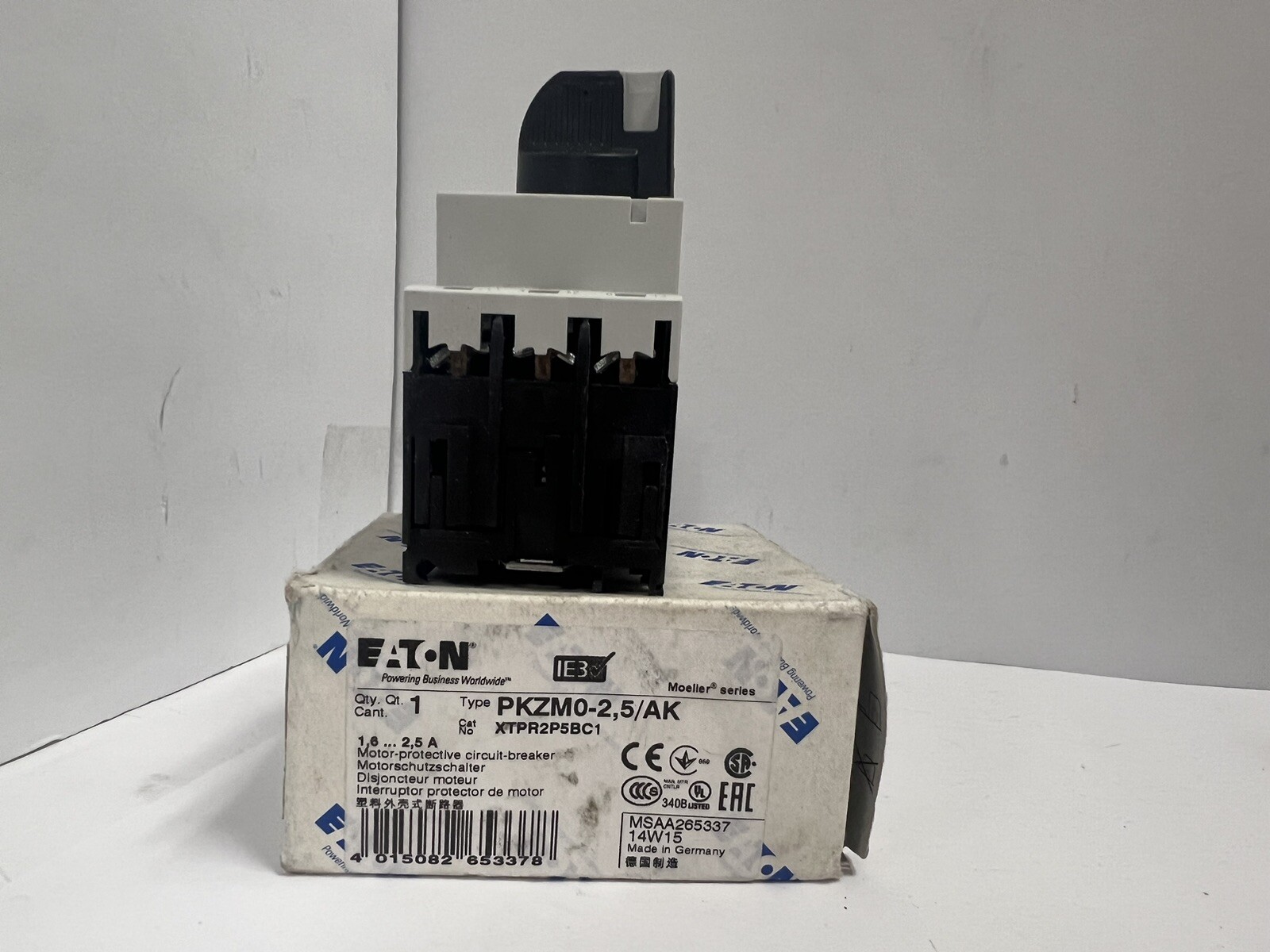 (1) NEW Eaton PKZM0-2,5 /AK XTPR2P5BC1 Motor-Protective Circuit-Breaker