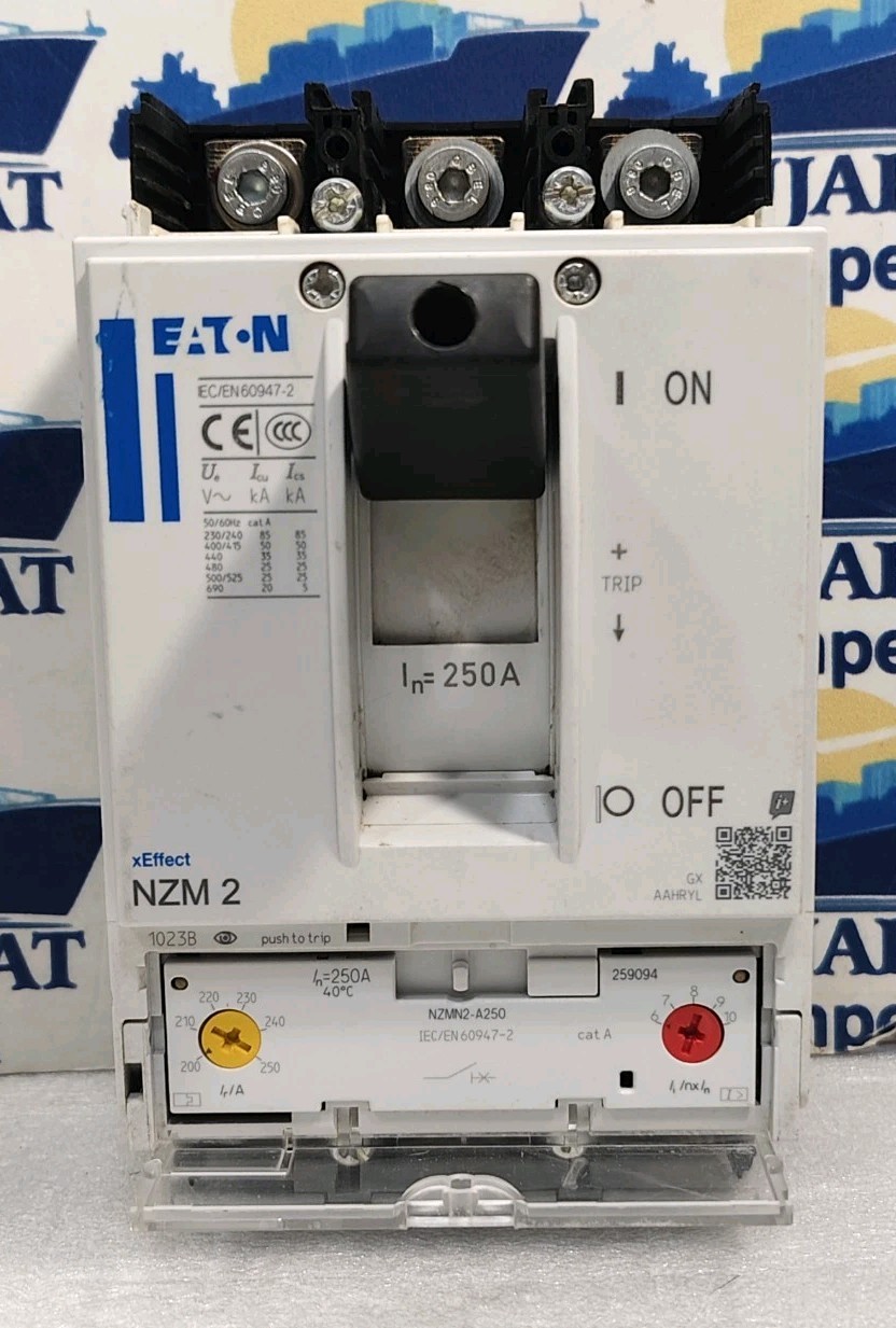 EATON NZM 2 BREAKER NZMN2-A250,NZM2, 250AMP 690Vac 3 POLE MADE ROMANIA TESTED OK