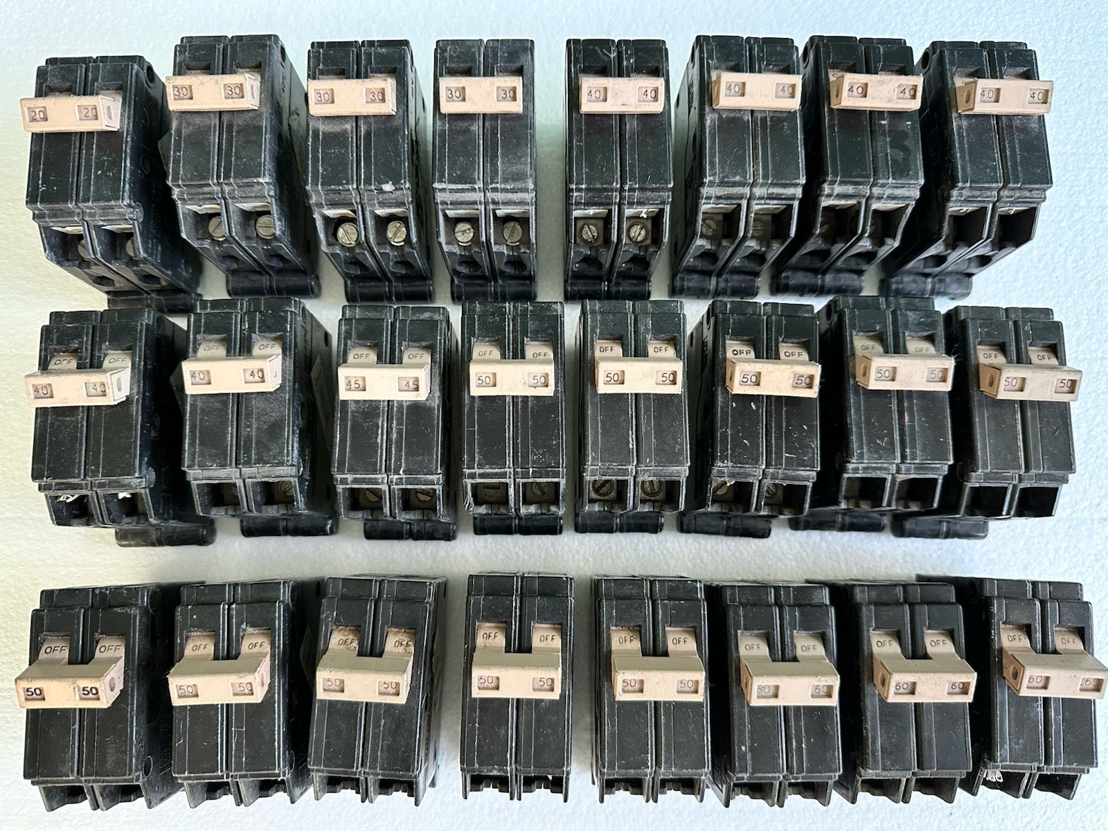 Cutler Hammer CH2 Pole Metal Foot Circuit Breaker -Lot Of 24-
