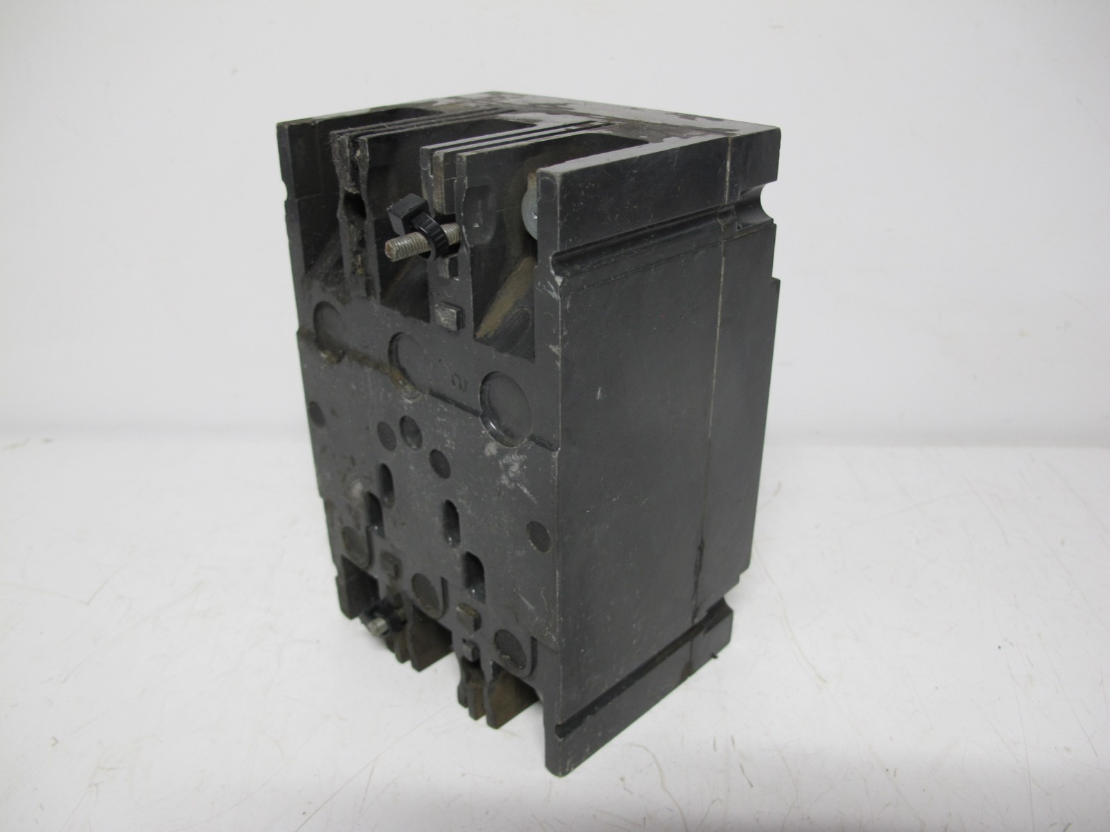 General Electric TEC36150 150 Amp Mag Break Circuit Breaker TEC 150 A GE 3 Pole