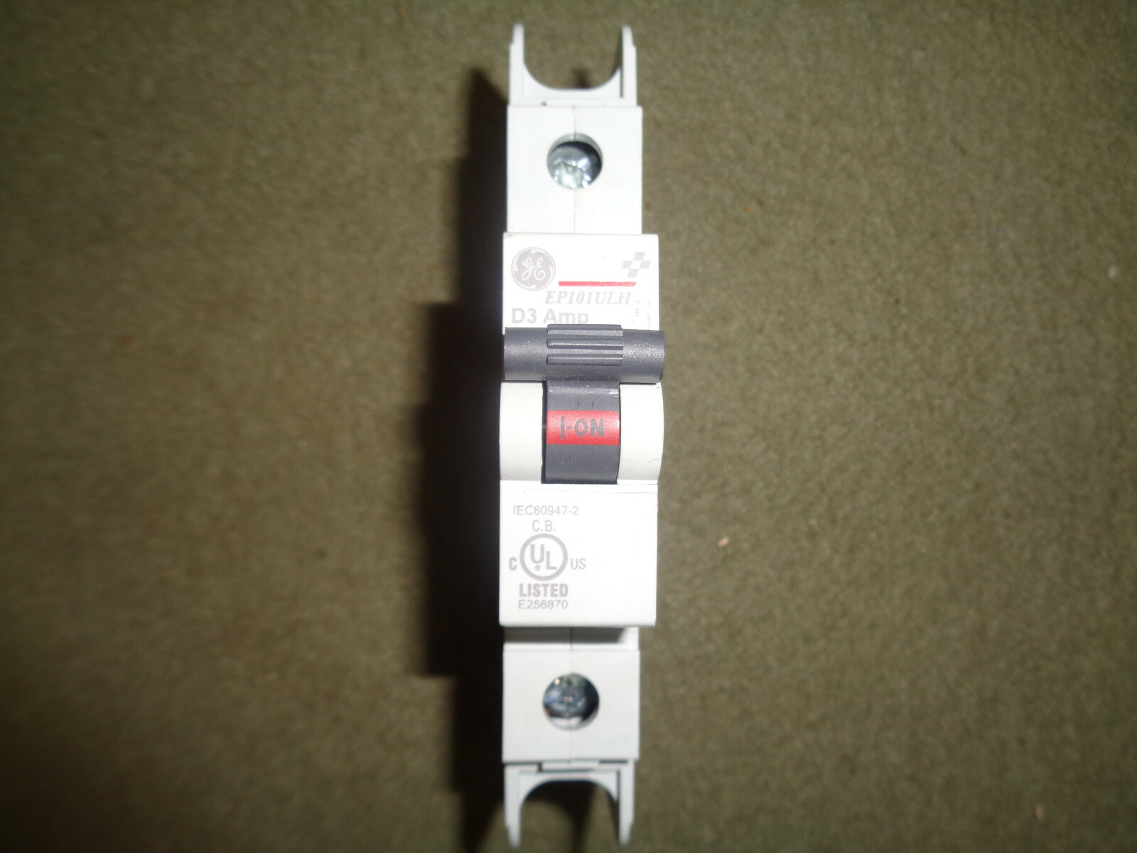 **NEW GE EP101ULH D3 3 AMP 120 VOLT DIN RAIL BREAKER SUPPLEMENTARY PROTECTOR