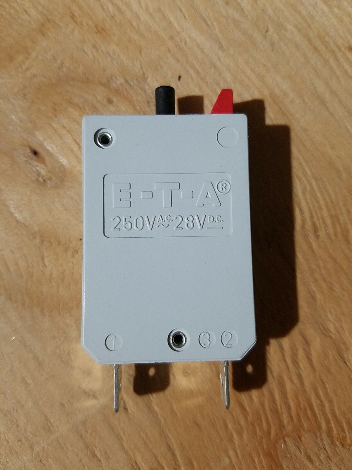 E-T-A 20 Amp Circuit Breaker 250V 28VDC 127-P10-H-KF