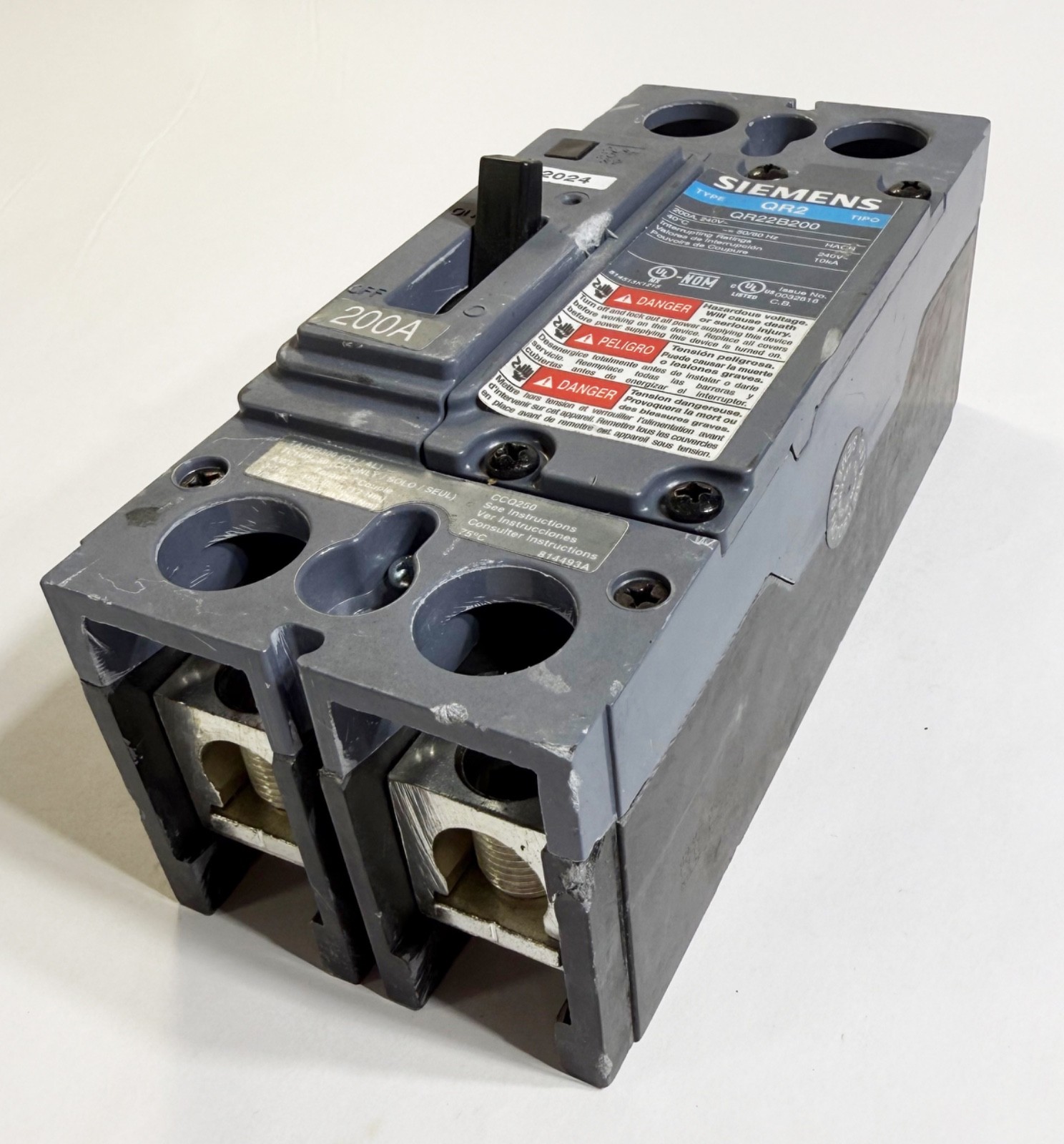 Siemens QR2 2-Pole 200 Amp 240V Circuit Breaker (QR22B200)
