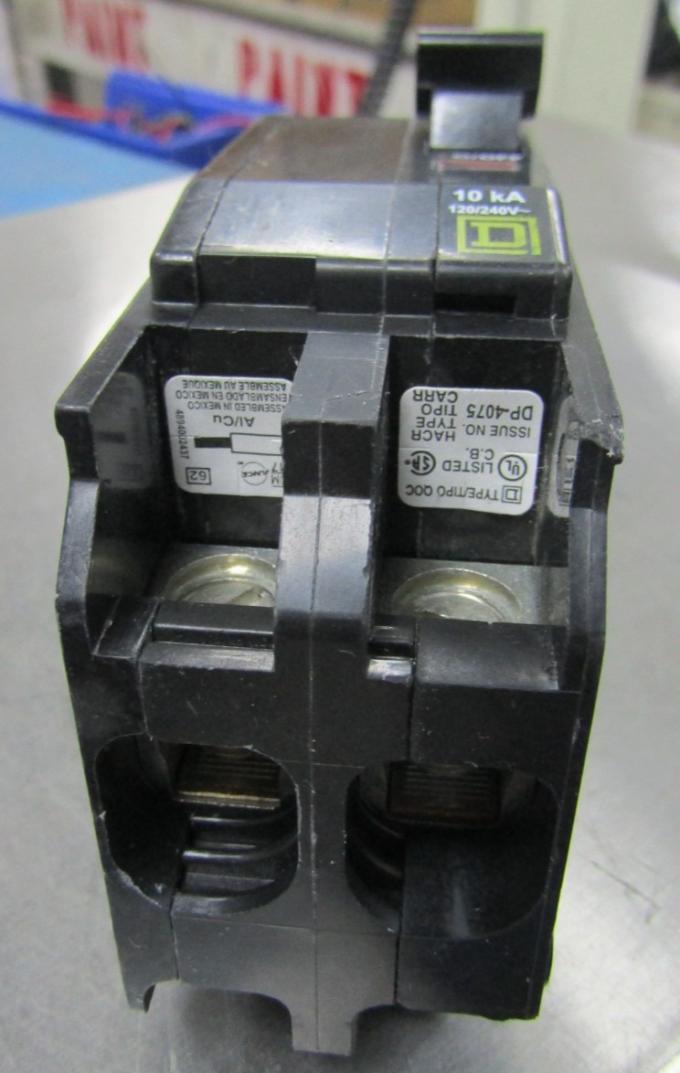 😍 SQUARE D 125 AMP CIRCUIT BREAKER 120/240V 2 POLES 10KA QO2125