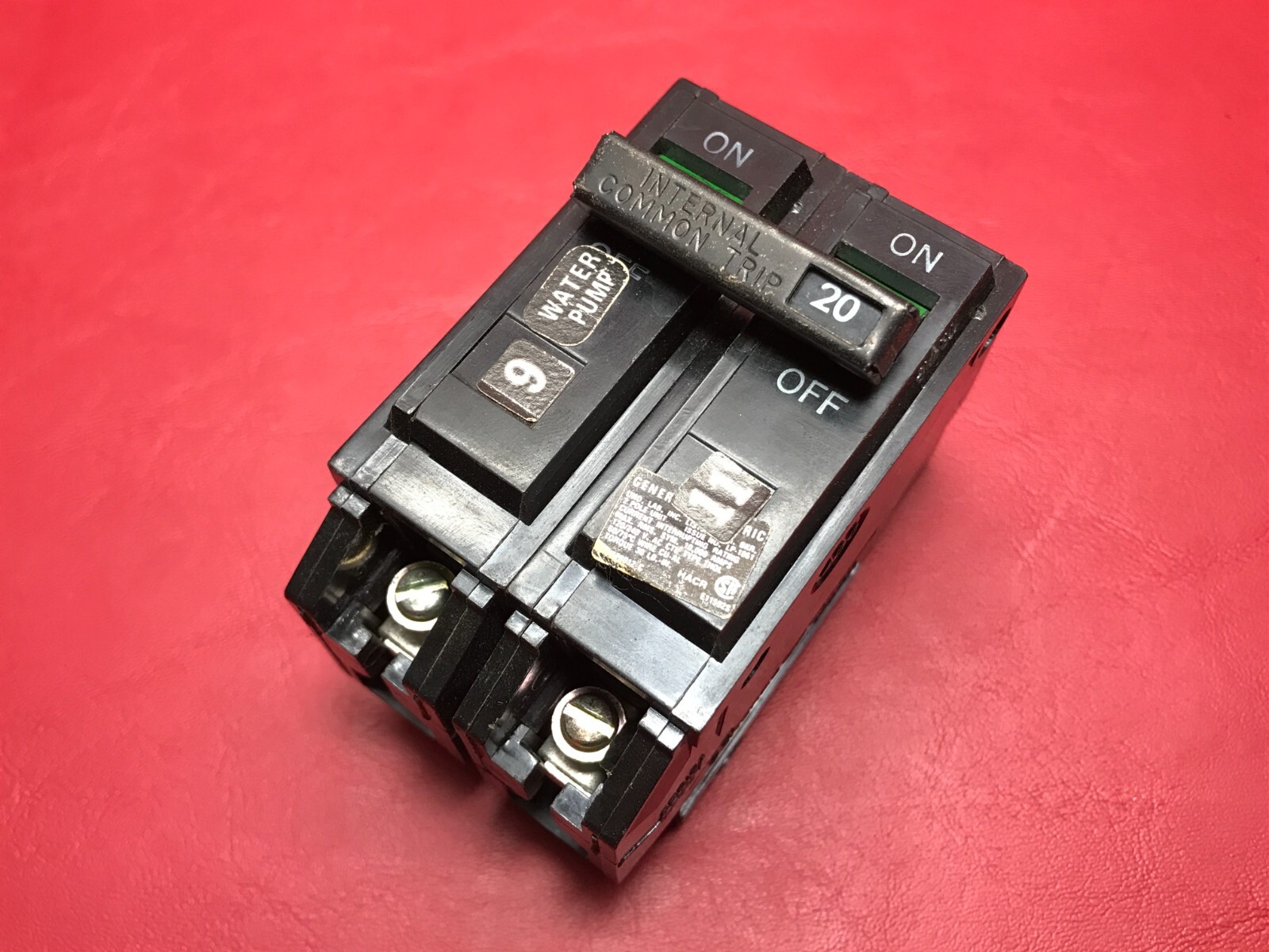 GE General Electric 20 Amp 2 Pole Circuit Breaker Type THQL 120/240 Volt
