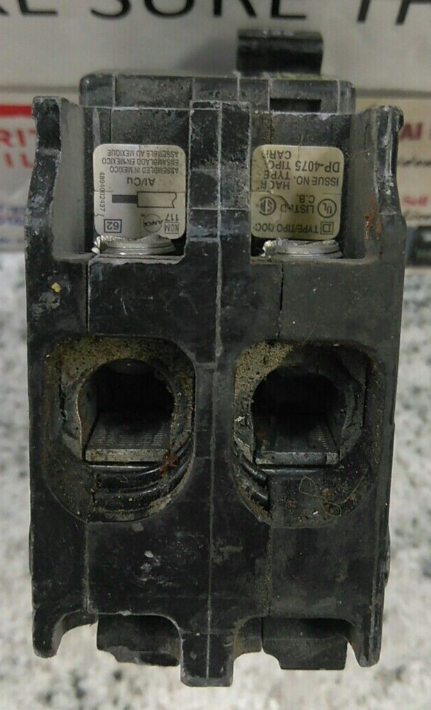 Square D/BREAKER/ QO2125/ 2 P/ 125A/ 120/240V / QOC Plug In NEW STYLE/USE(33C3UP