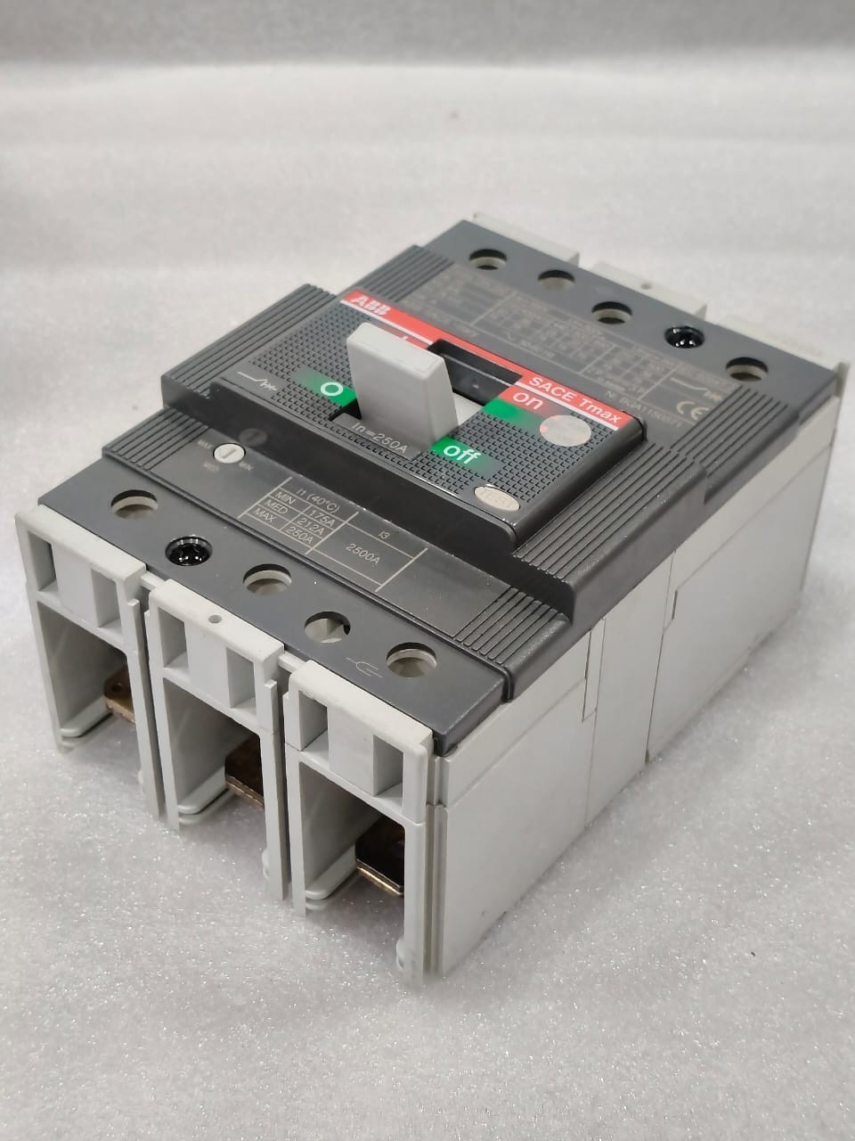 ABB SACE TMAX T3 N 250 250AMP 3POLE MOULDED CASE CIRCUIT BREAKER FAST SHIPPING