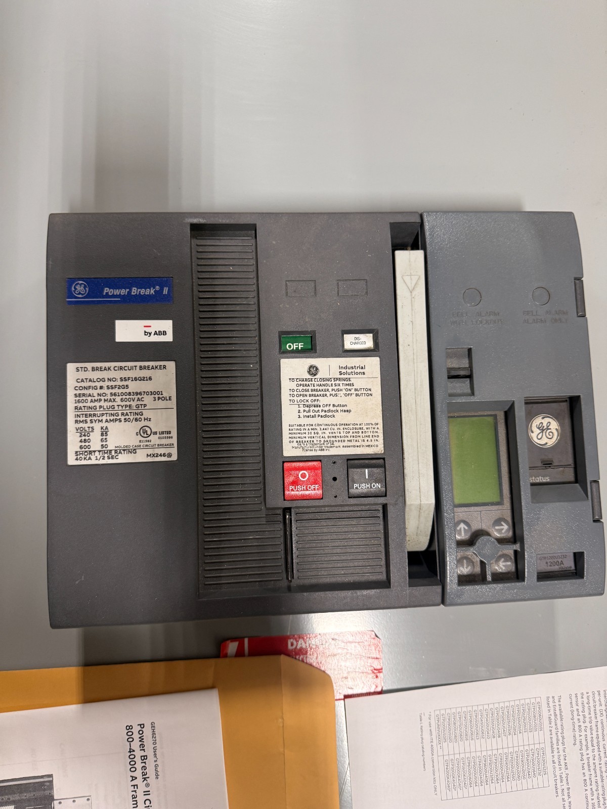 GE/ABB Spectra Busway Bolt-On Tap Bus Plug 1600A Power Break II 1200A Trip