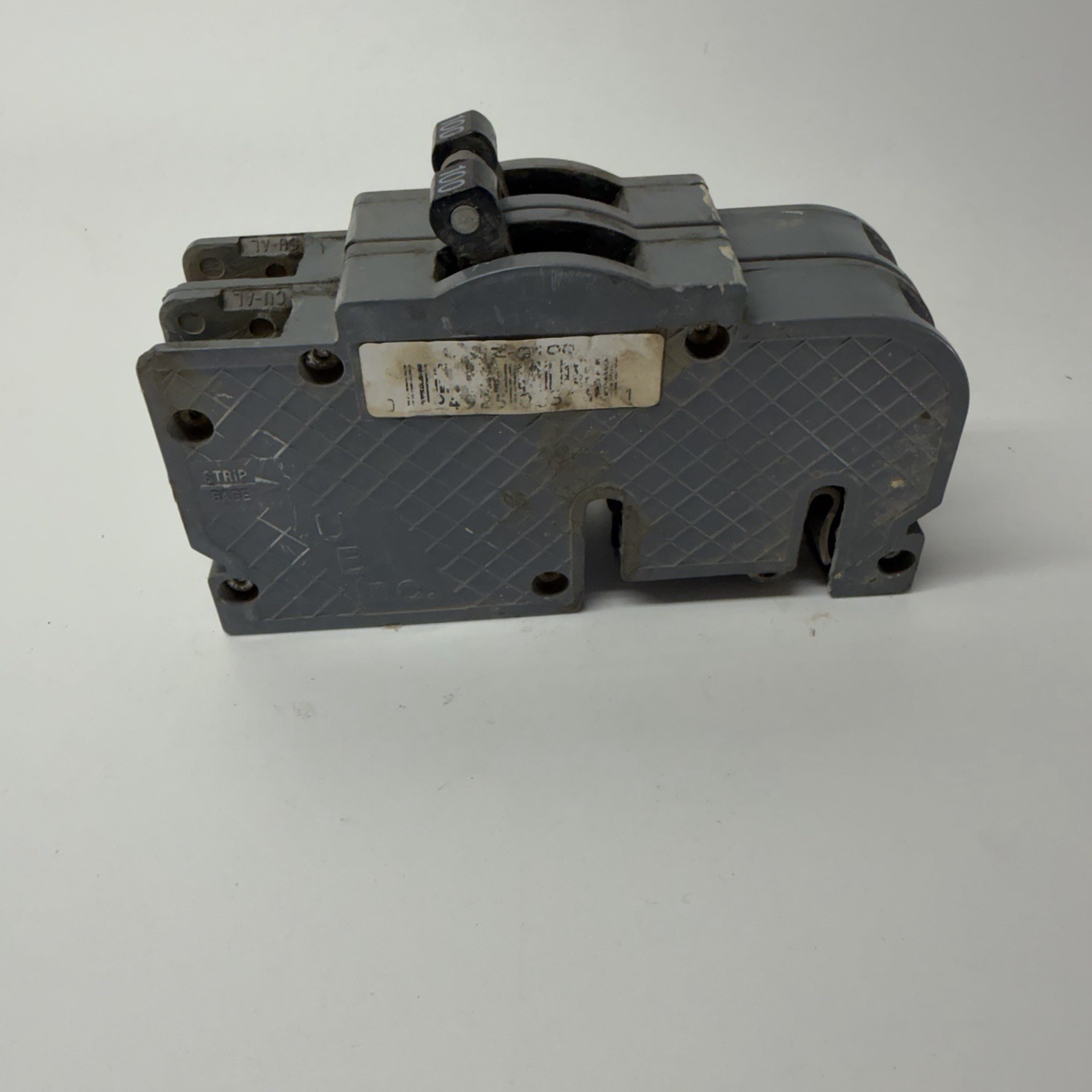 Connecticut Electric UBIZ2100 2-Poles 100 -Amp 240V Circuit Breaker Zinsco