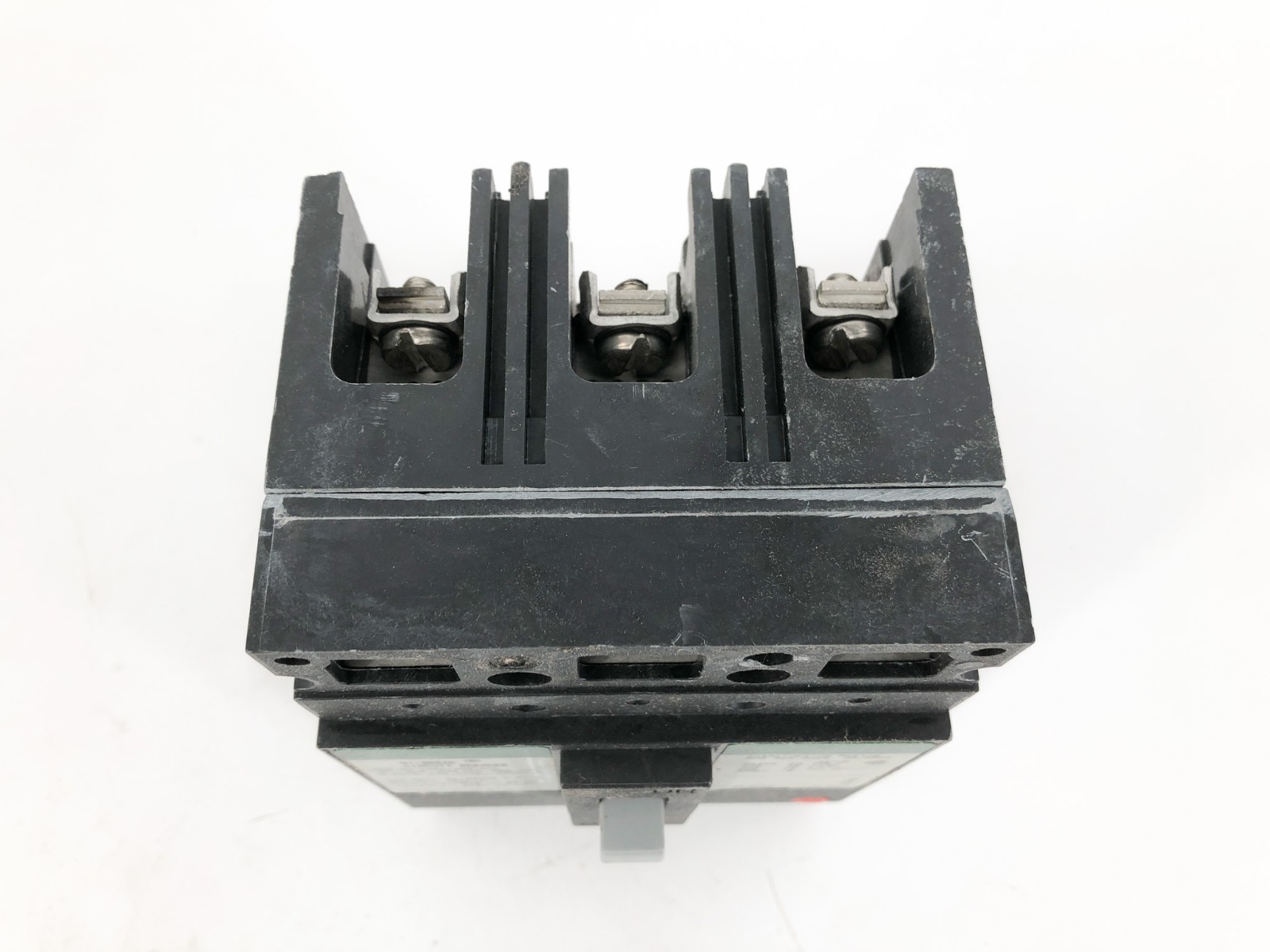 New General Electric THED136015WL Circuit Breaker 15A 600VAC 250VDC 3P Model 2