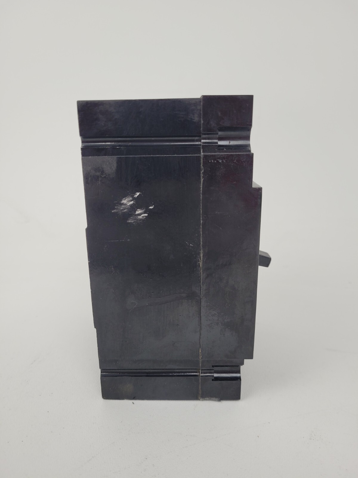 TED136020 GE 20 Amp 600V Circuit Breaker – Next Day Option