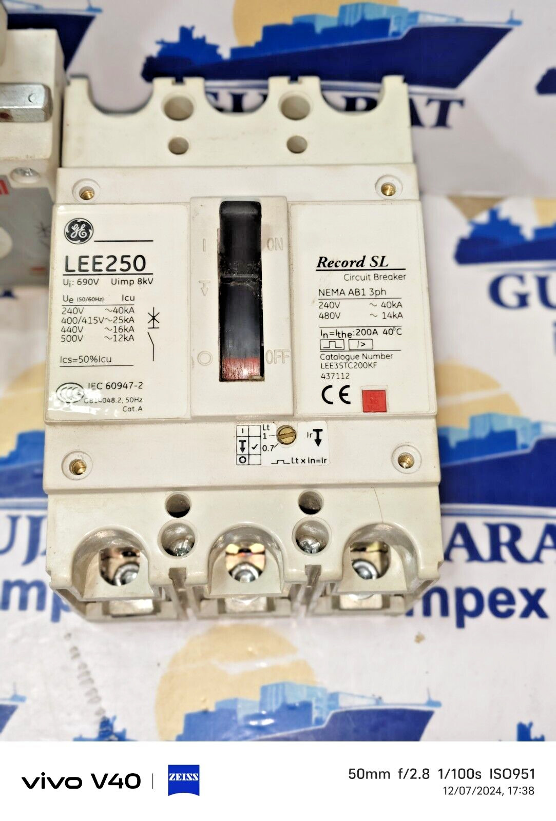GE LEE250 Record SL LEE35T5F200KF Circuit Breaker WITH LOTTETY HANDLE TESTED OK
