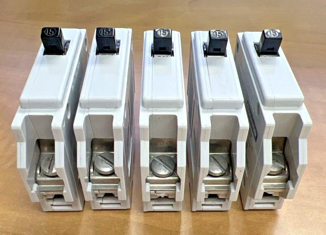 Commander QBH115 **Lot of 5** Sylvania 1 Pole 15A Breaker (black & white)