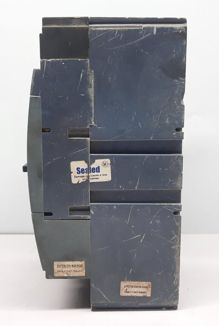 SIEMENS 3VT2 250 AMPS 3 POLE CIRCUIT BREAKER 3VT275-2AA36-0AA0 / TESTED OK