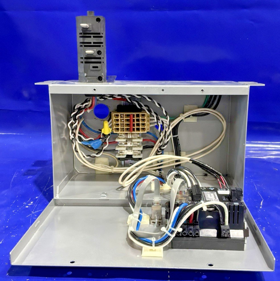Starline 1 Amp 415V Busway Tap Box OB25OT5E63-M26DR250/3-SC🟦