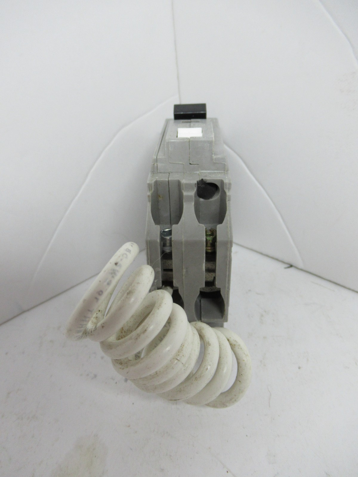 GE THQL1120AF2 Circuit Breaker N/S 20 Amp 120V 1P AFCI Plug In 10K -WARRANTY